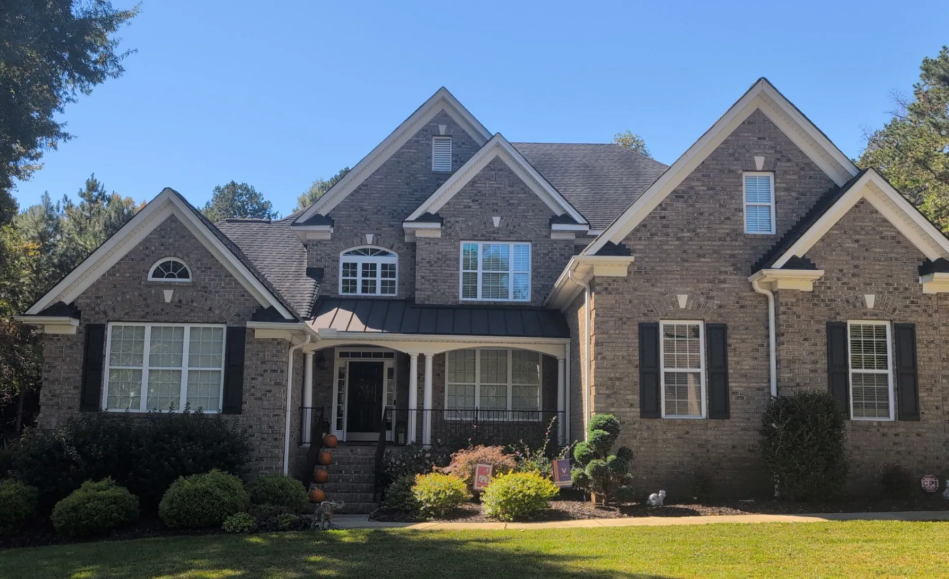 Quality roof replacement near North Mecklenburg Park, Huntersville